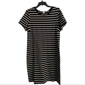 Old Navy Black and White Stripped Dress (Used)